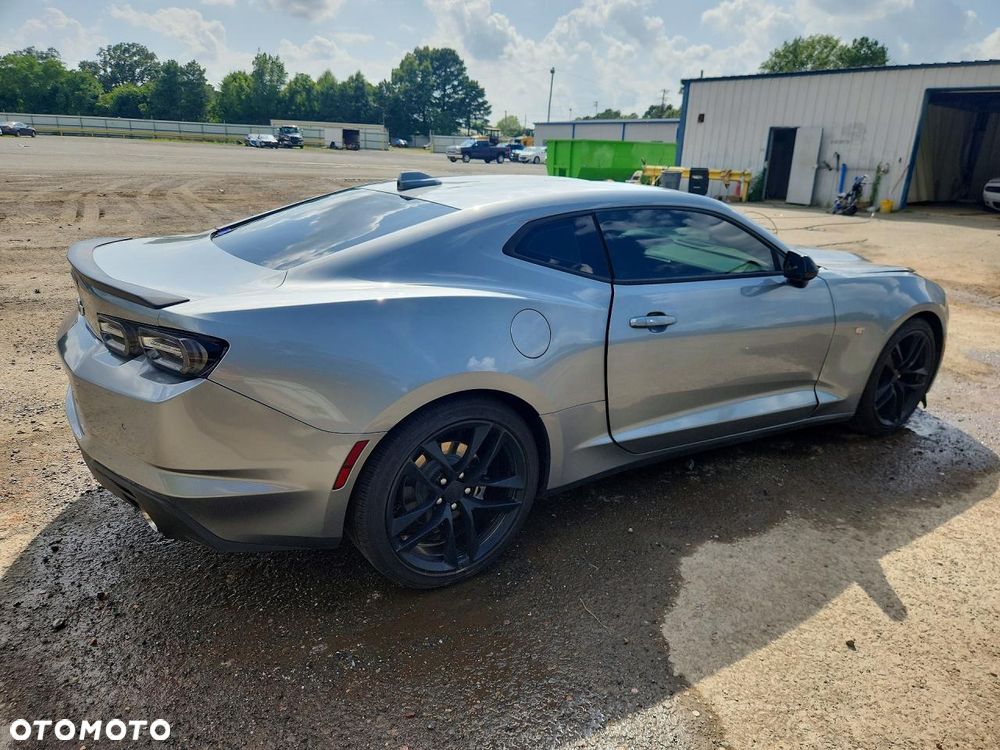 Chevrolet Camaro - 2