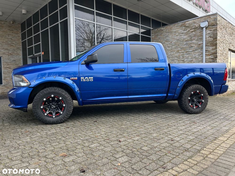 RAM 1500 Crew Cab Sport - 3