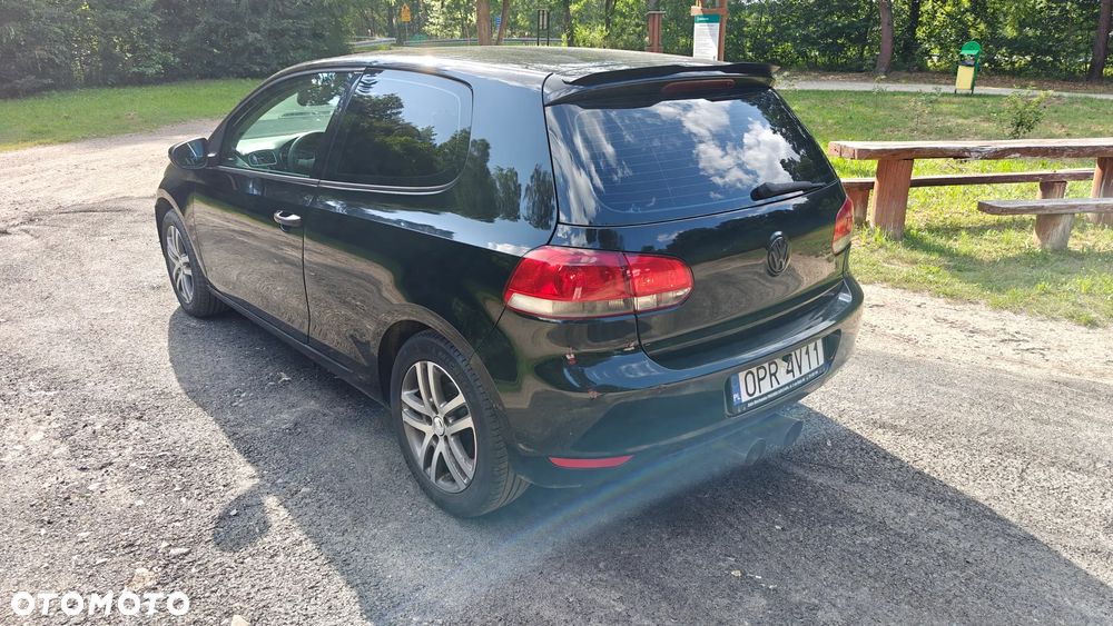 Volkswagen Golf VI 2.0 TDI Comfortline - 5