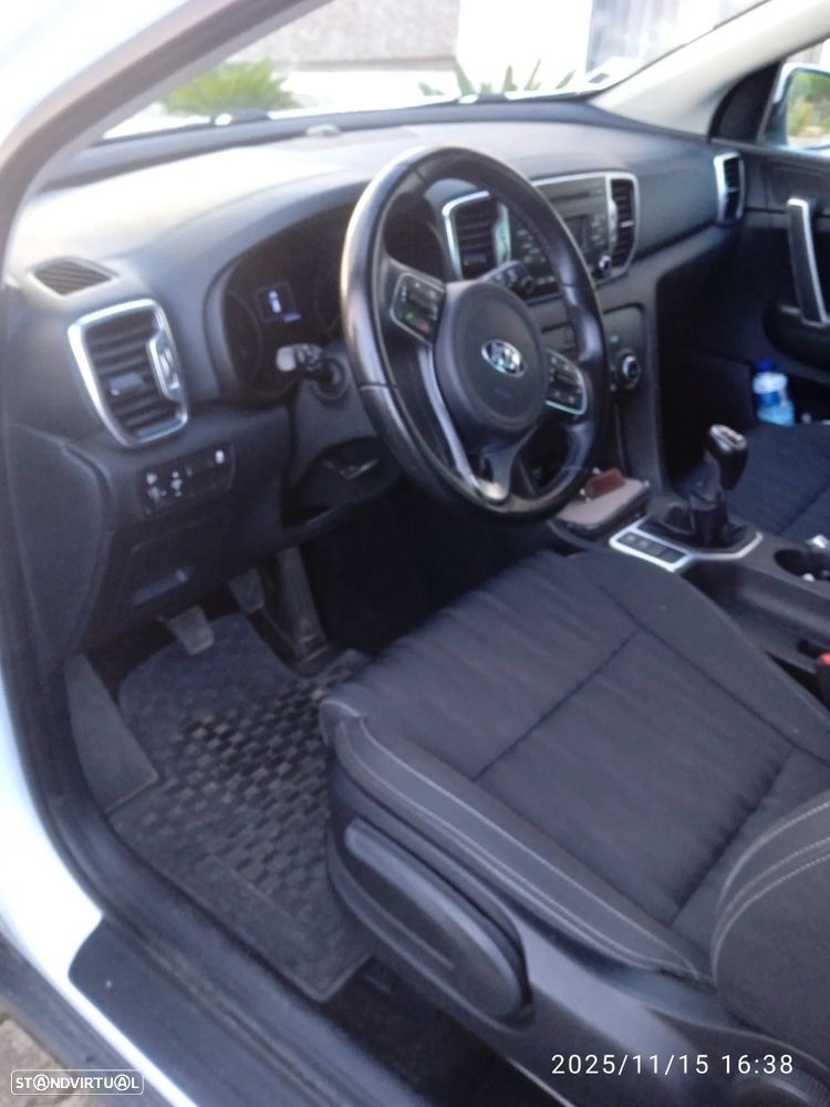 Kia Sportage 1.6 CRDI ISG SX - 18