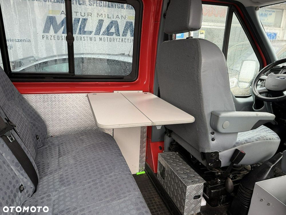 Ford Transit - 10