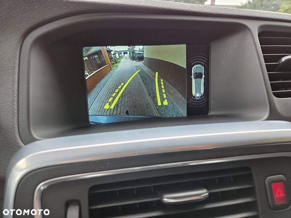 Volvo V60 Cross Country D4 Geartronic Summum - 22