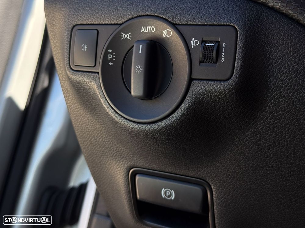 Mercedes-Benz A 180 - 9