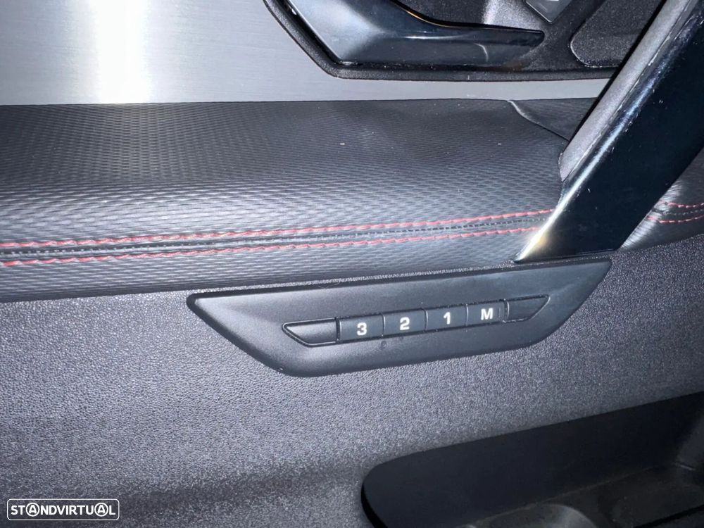 Land Rover Discovery Sport - 40