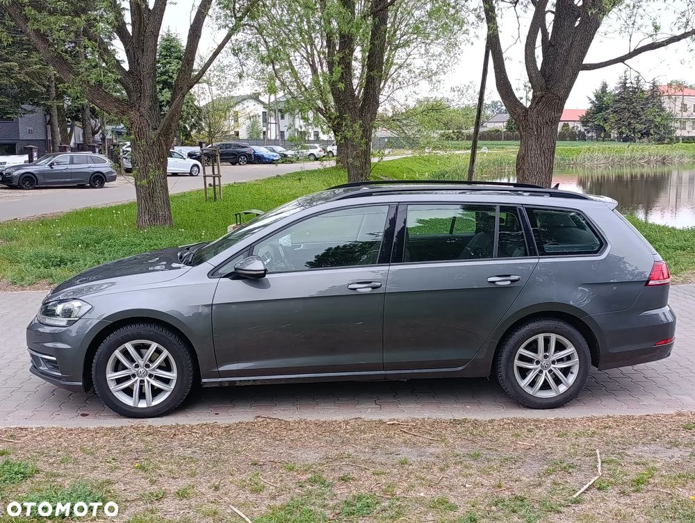Volkswagen Golf 1.6 TDI SCR DSG Comfortline - 5