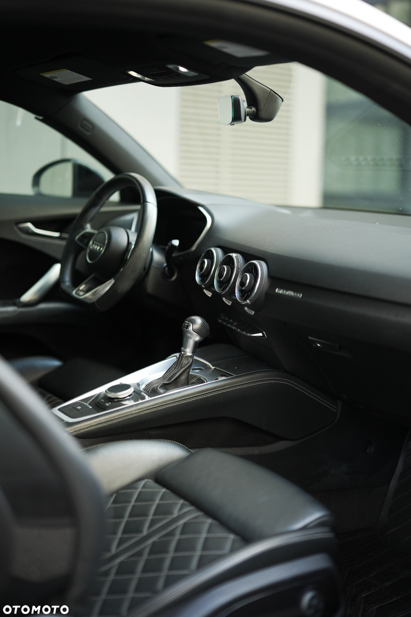 Audi TT Coupé - 5