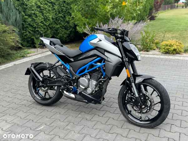 CFMoto 300NK