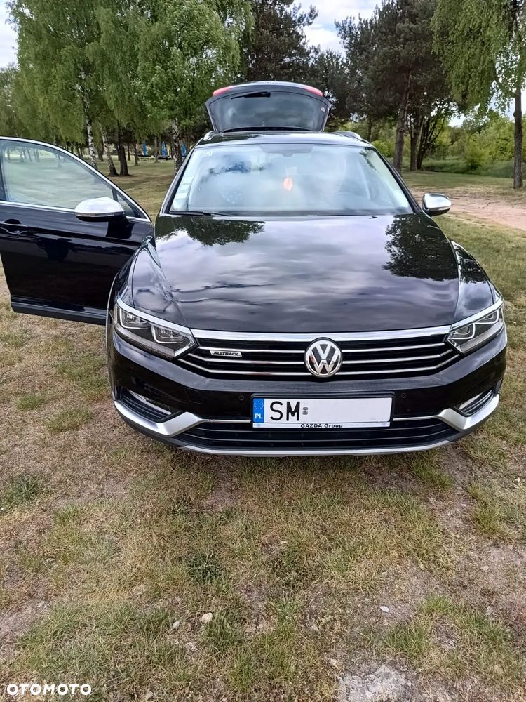 Volkswagen Passat - 2