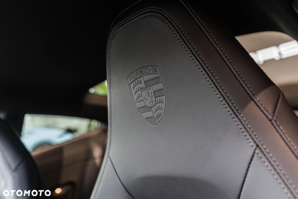 Porsche 911 - 34