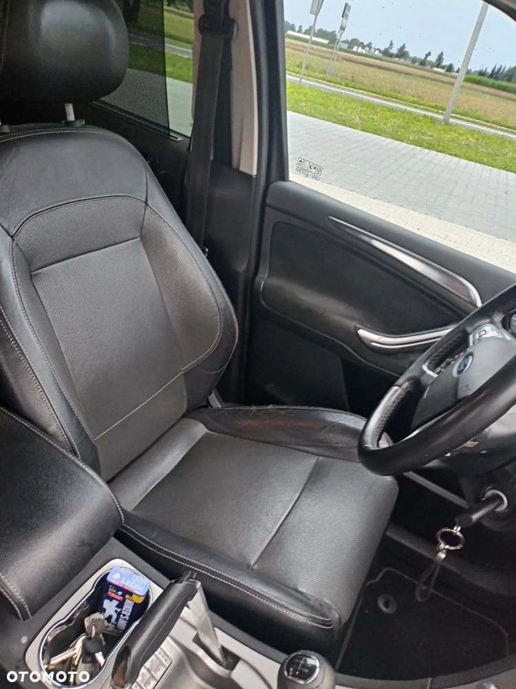 Ford S-Max 2.5 Titanium - 16
