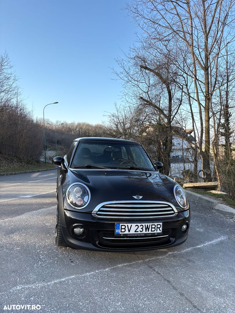 Mini Cooper - 1