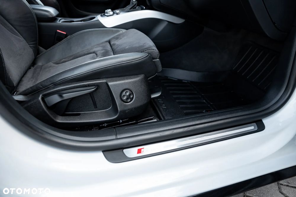 Audi A5 Coupé 2.0 TDI quattro S tronic sport - 24