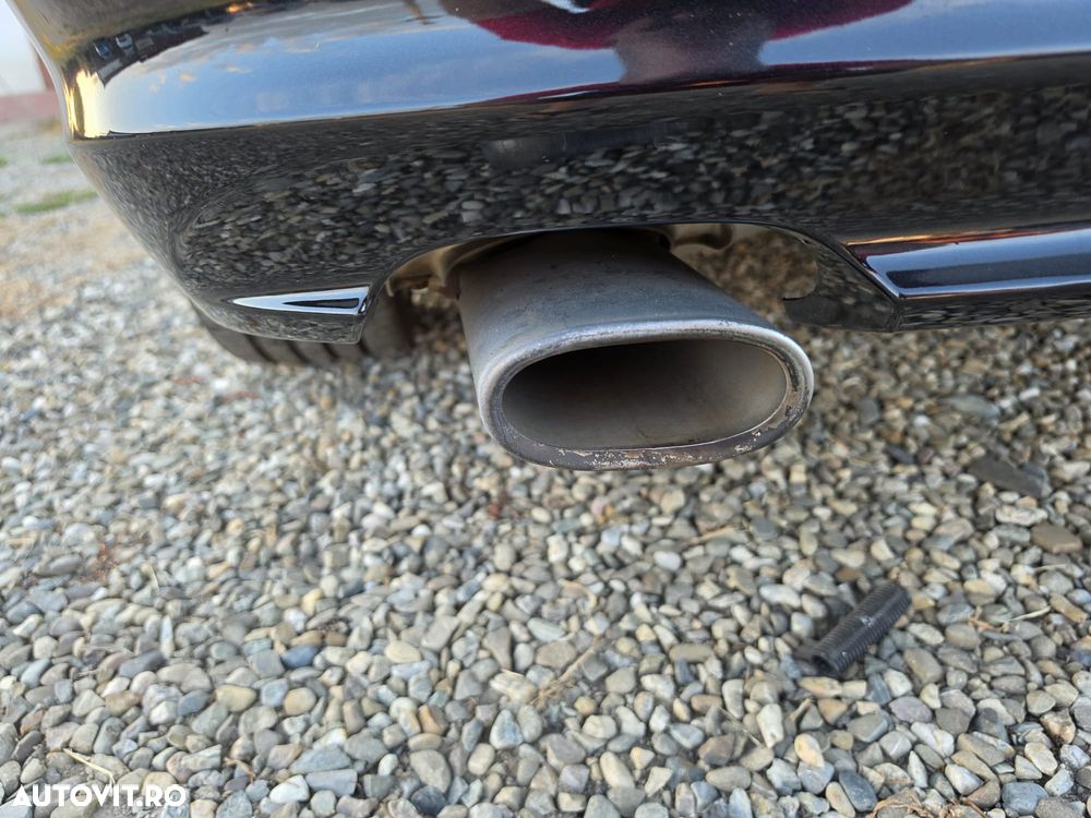 BMW Seria 3 318d DPF Aut. Edition Exclusive - 15