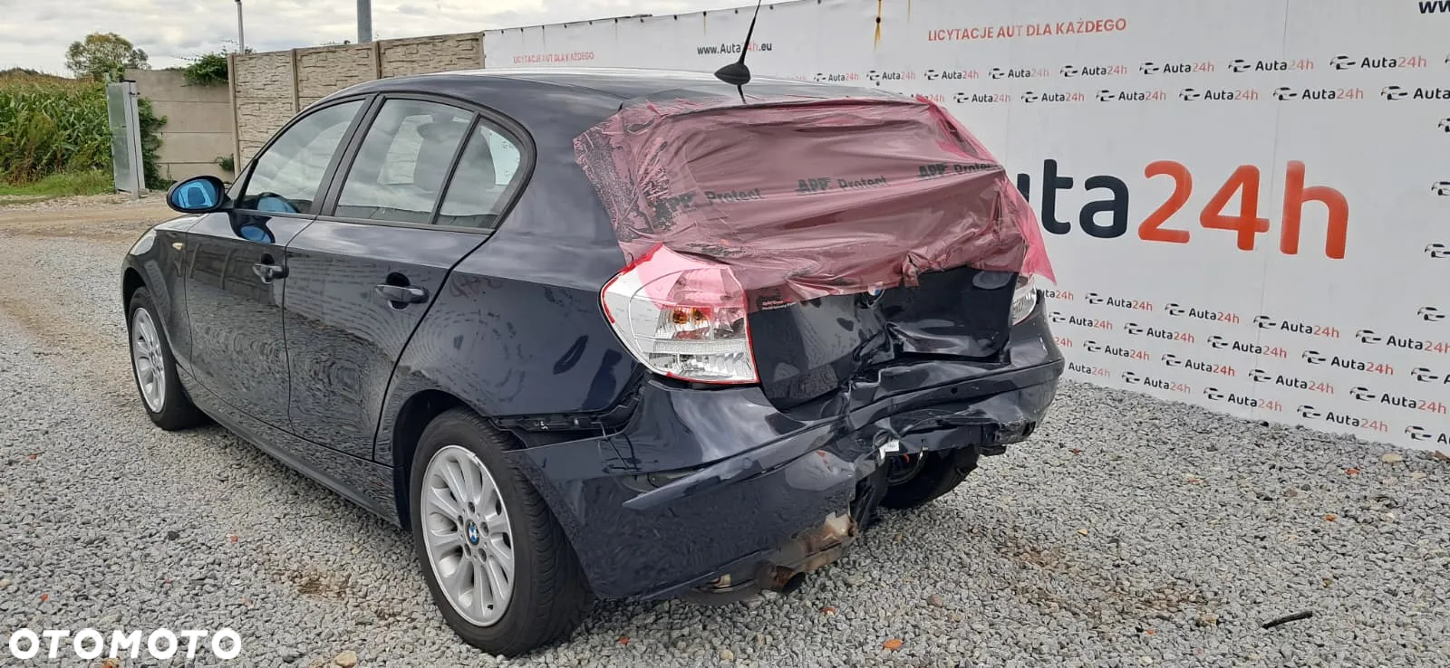 BMW Seria 1 120i - 8