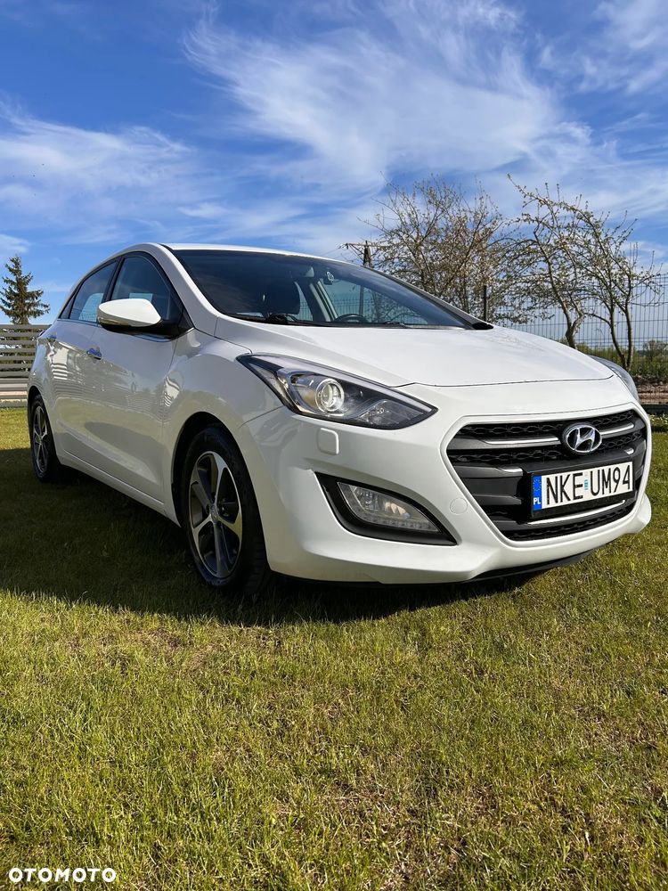 Hyundai i30 blue 1.6 CRDi Premium - 20