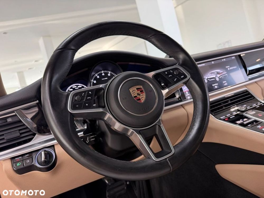 Porsche Panamera 4 Edition 10 Jahre - 27
