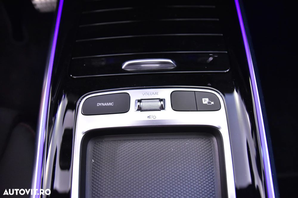 Mercedes-Benz GLA - 17