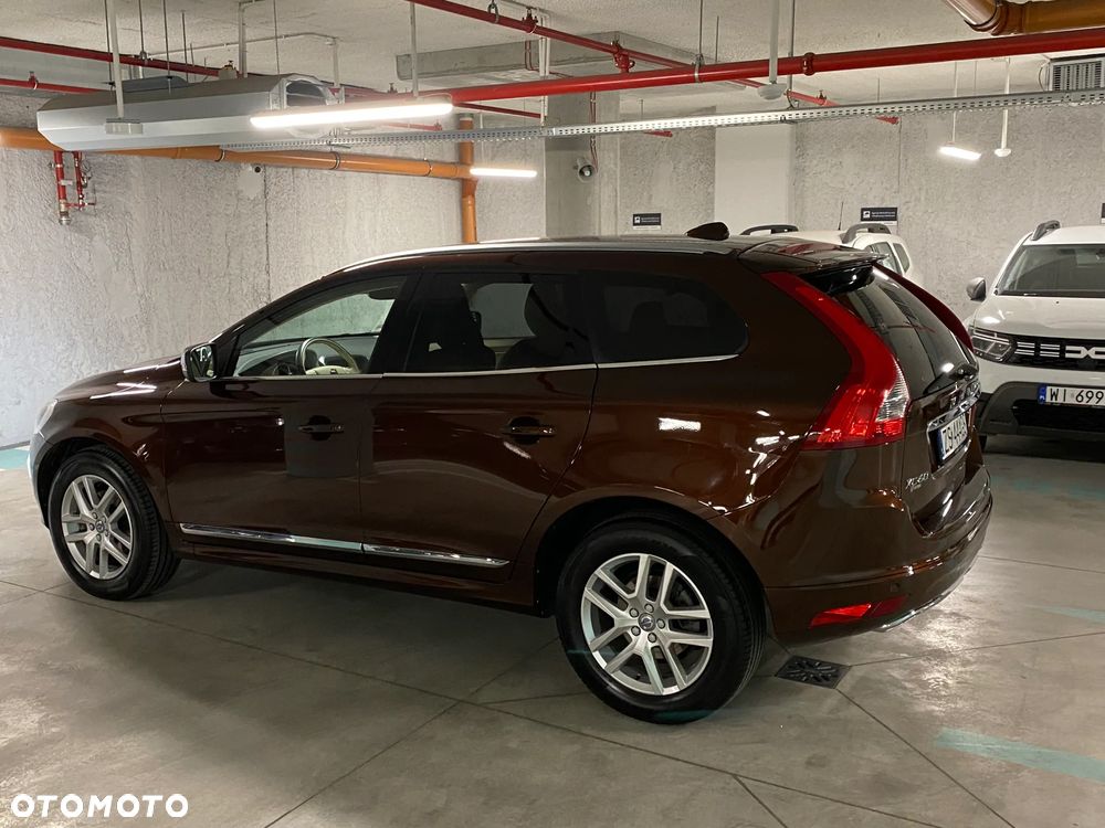 Volvo XC 60 D5 AWD Kinetic - 13