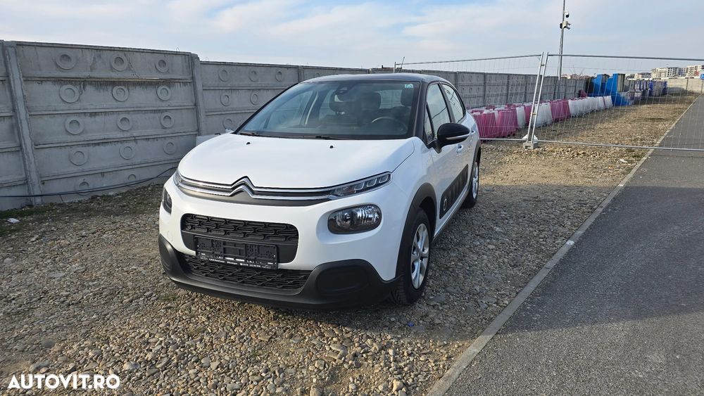 Citroën C3 Pure Tech 82 SHINE - 1