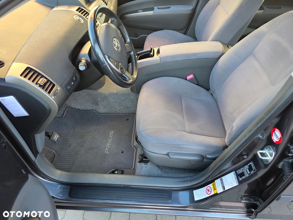 Toyota Prius 1.5 VVT-i Prestige - 23