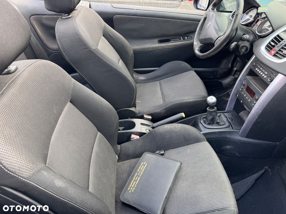 Peugeot 207 CC 1.6 HDI Sport - 10
