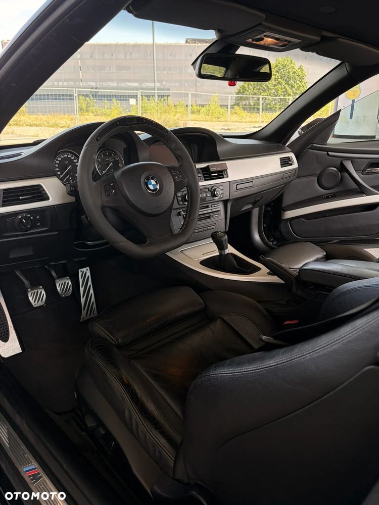 BMW Seria 3 325i M Sport Edition - 12