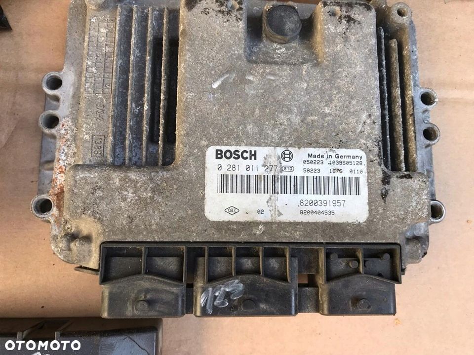 KOMPUTER STEROWNIK SILNIKA RENAULT MASCOTT 120KM - 1