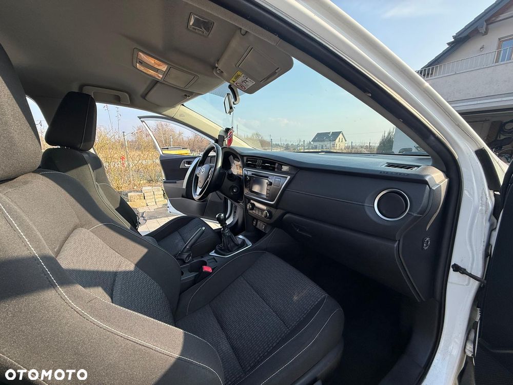 Toyota Auris 1.6 Active - 20