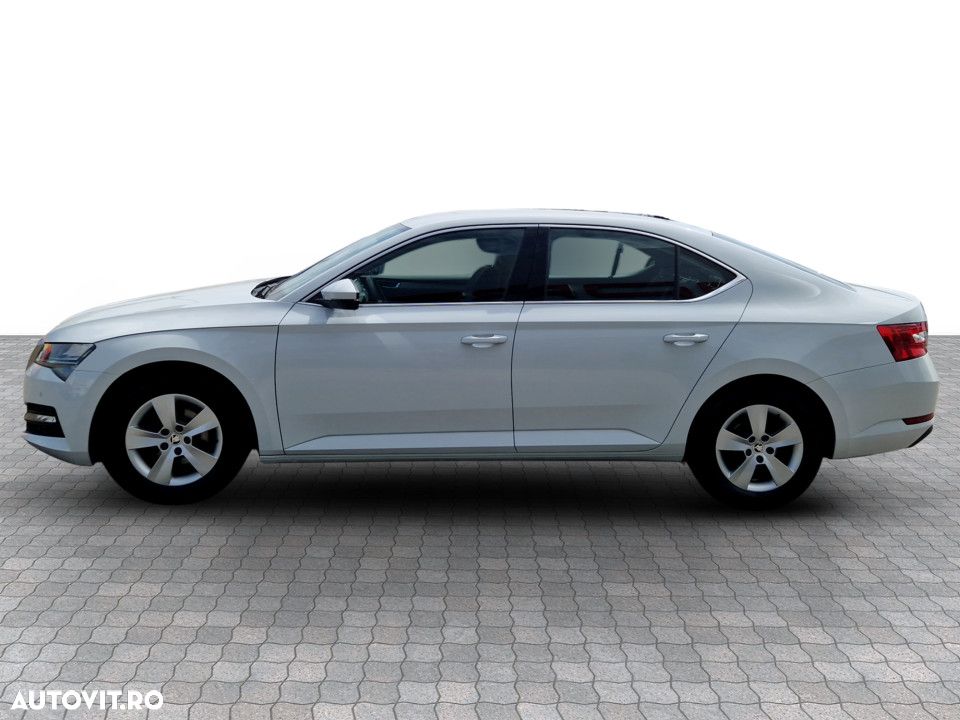 Skoda Superb 2.0 TDI DSG Ambition - 2