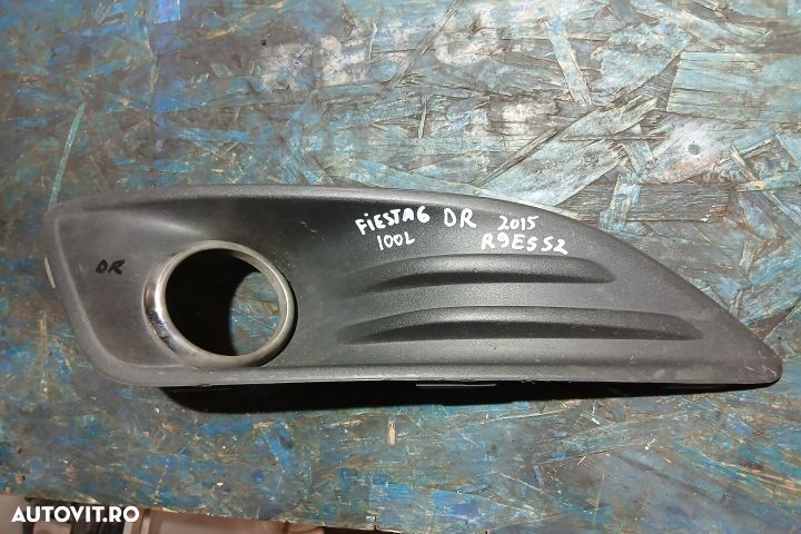 Grila proiector dreapta C1BB-15A222-C C1BB-15A222-C Ford Fiesta MK7 [ - 1