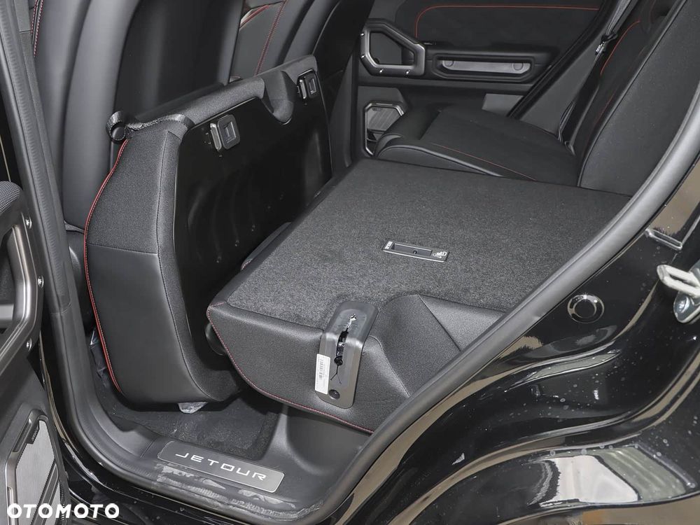 Jetour Traveller - 20