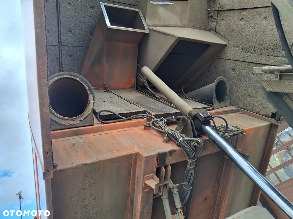 Mercedes-Benz Axor 1823 Zamiatarka Do Szyn Kolejowych Pojazd Szynowo Drogowy Czyszenie Szyn Torów Kolejowych - 22