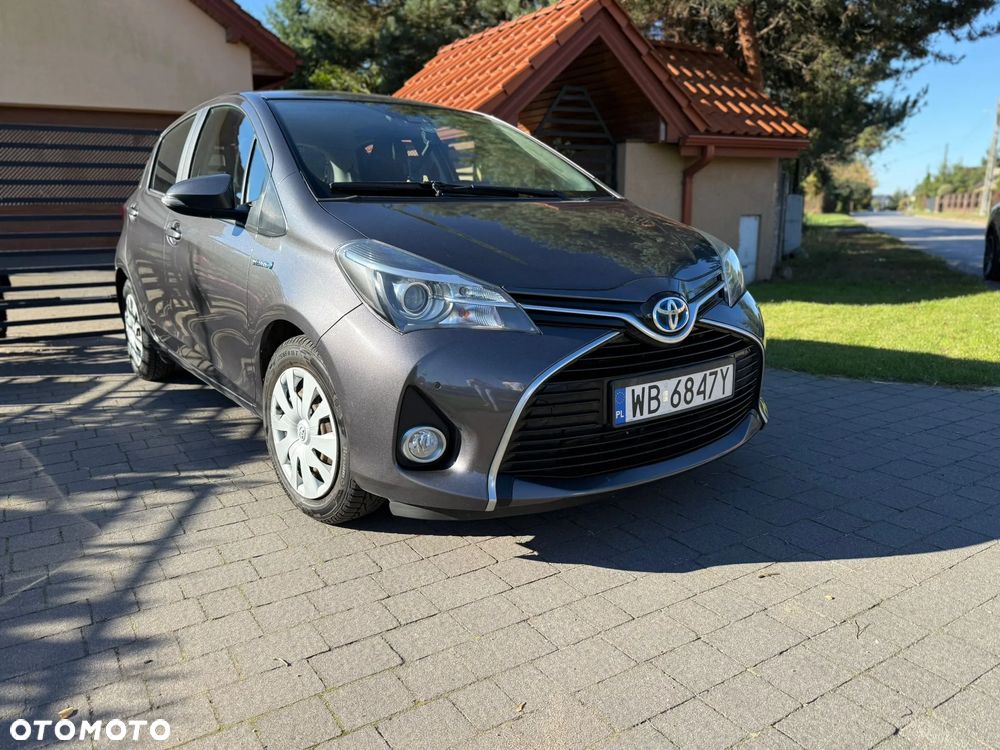Toyota Yaris Hybrid 100 Premium EU6 - 1