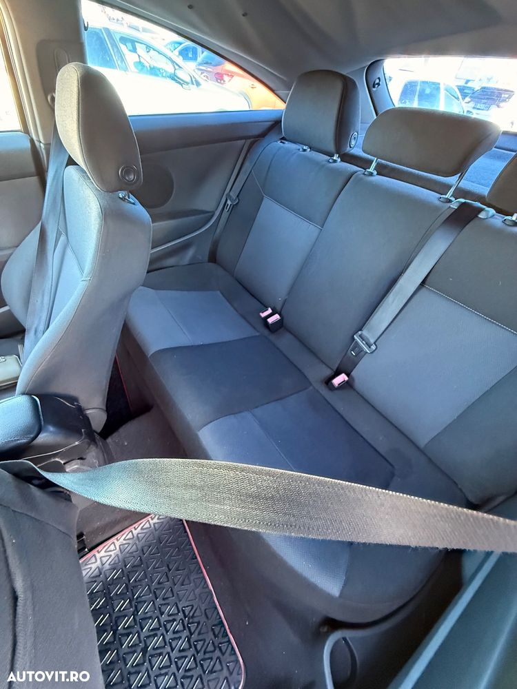 Opel Astra 1.6i Cosmo - 5