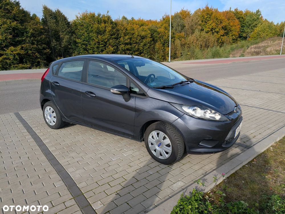 Ford Fiesta - 2
