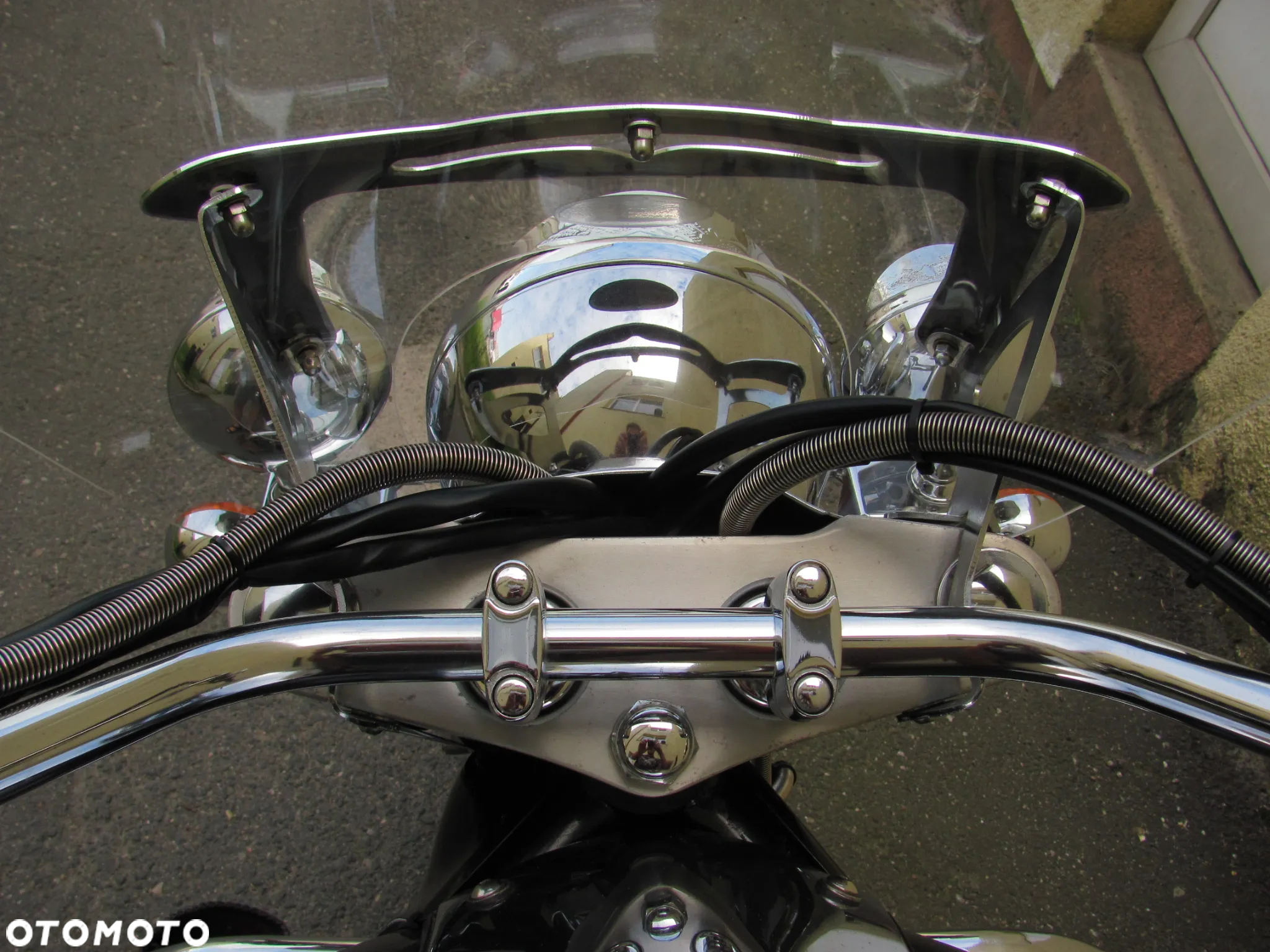Suzuki Intruder - 4