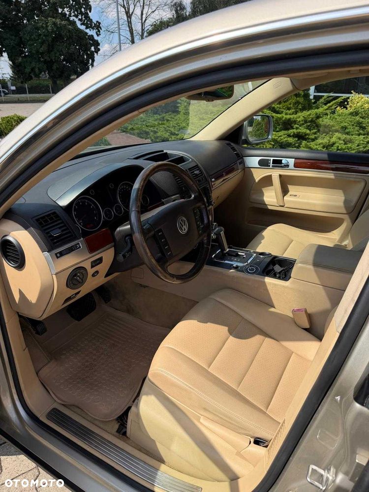 Volkswagen Touareg - 7