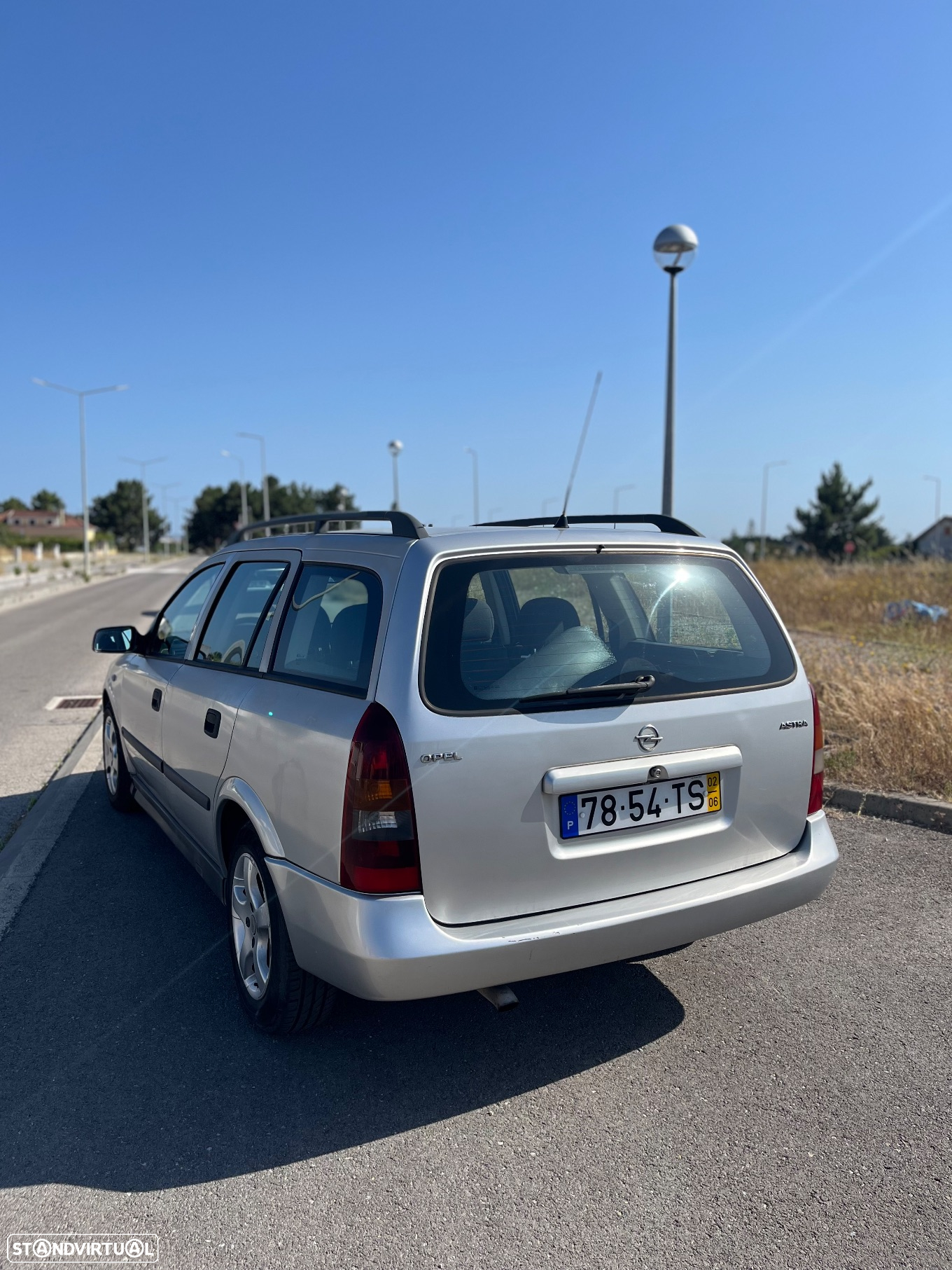 Opel Astra Caravan - 3