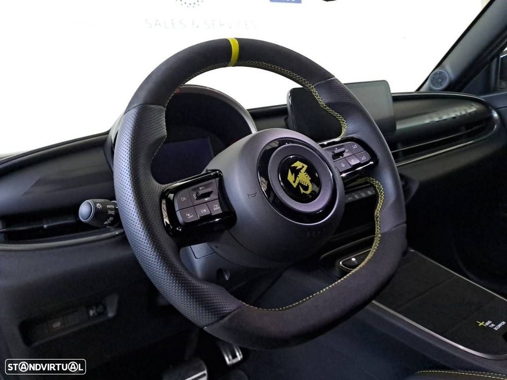 Abarth 600e 54 kWh Scorpionissima - 12
