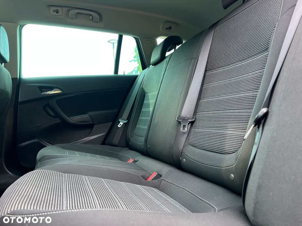 Opel Insignia 1.4 T Executive S&S - 11