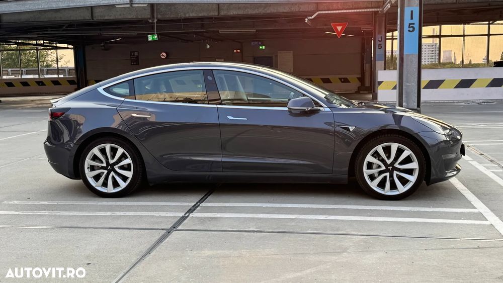 Tesla Model 3 AWD Dual Motor - 12