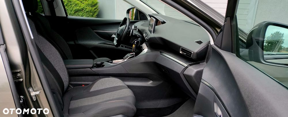 Peugeot 5008 - 3