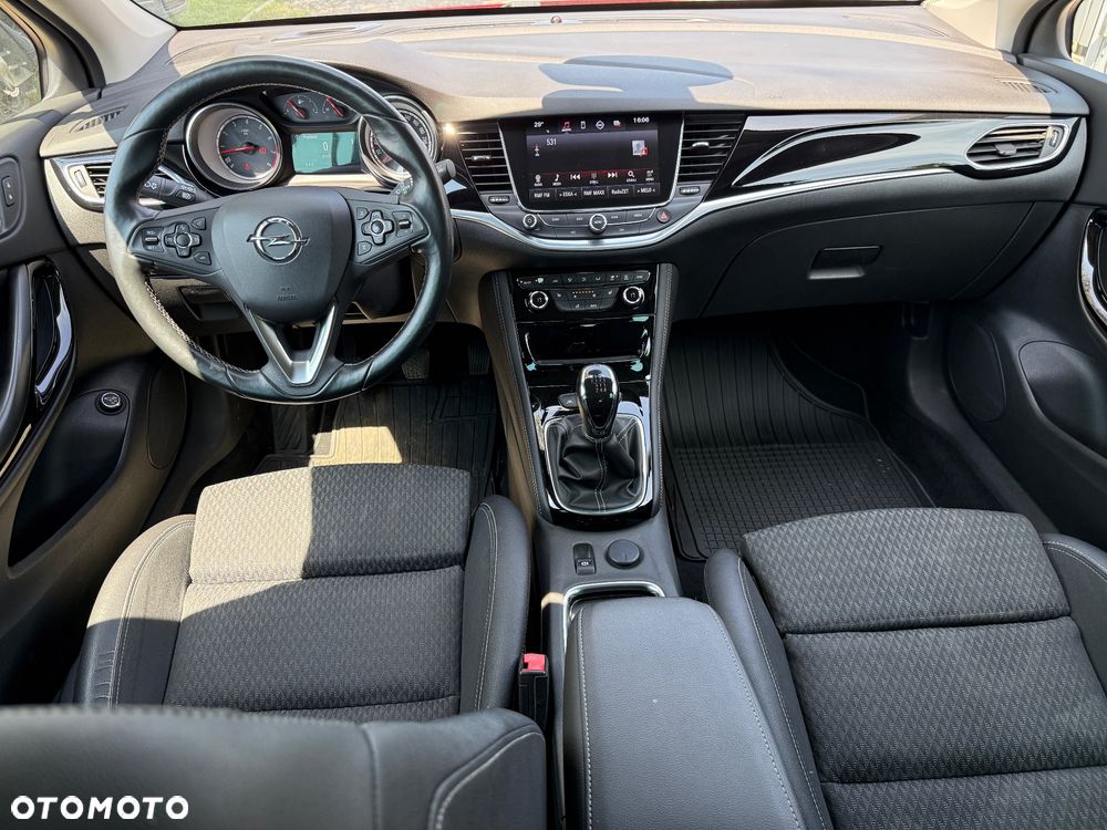 Opel Astra 1.4 T Elite - 14