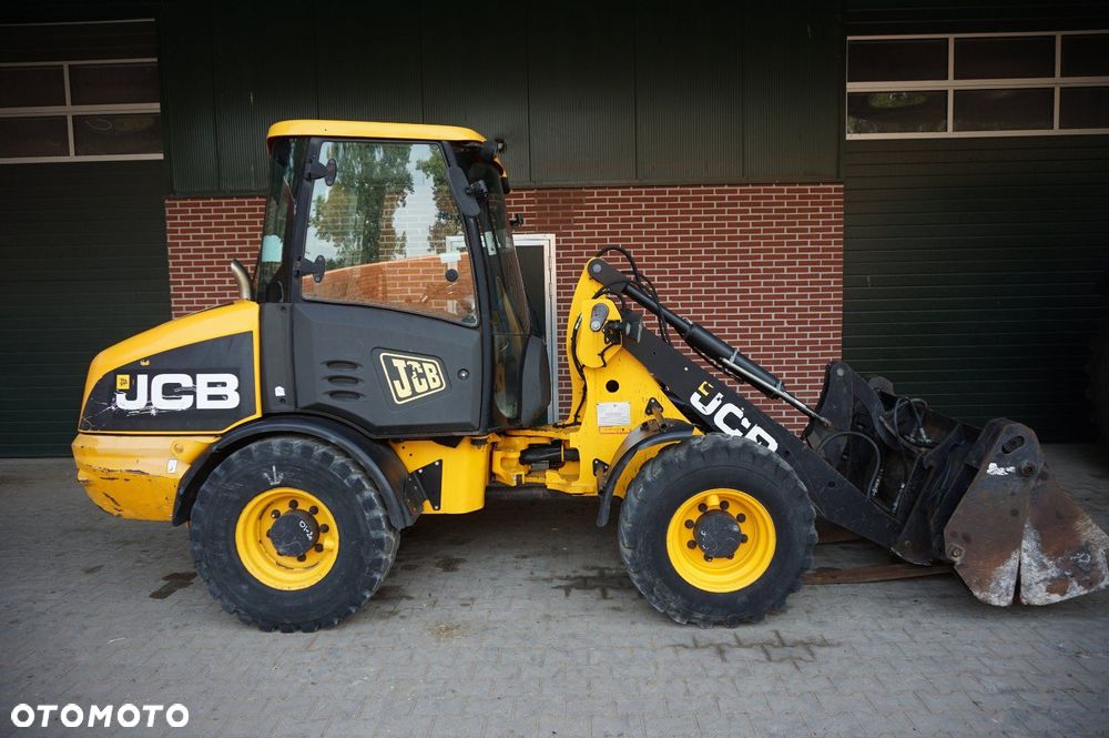 JCB JCB 406 , ROK 2012 Łopata 4-1 i widły do ​​palet - 5
