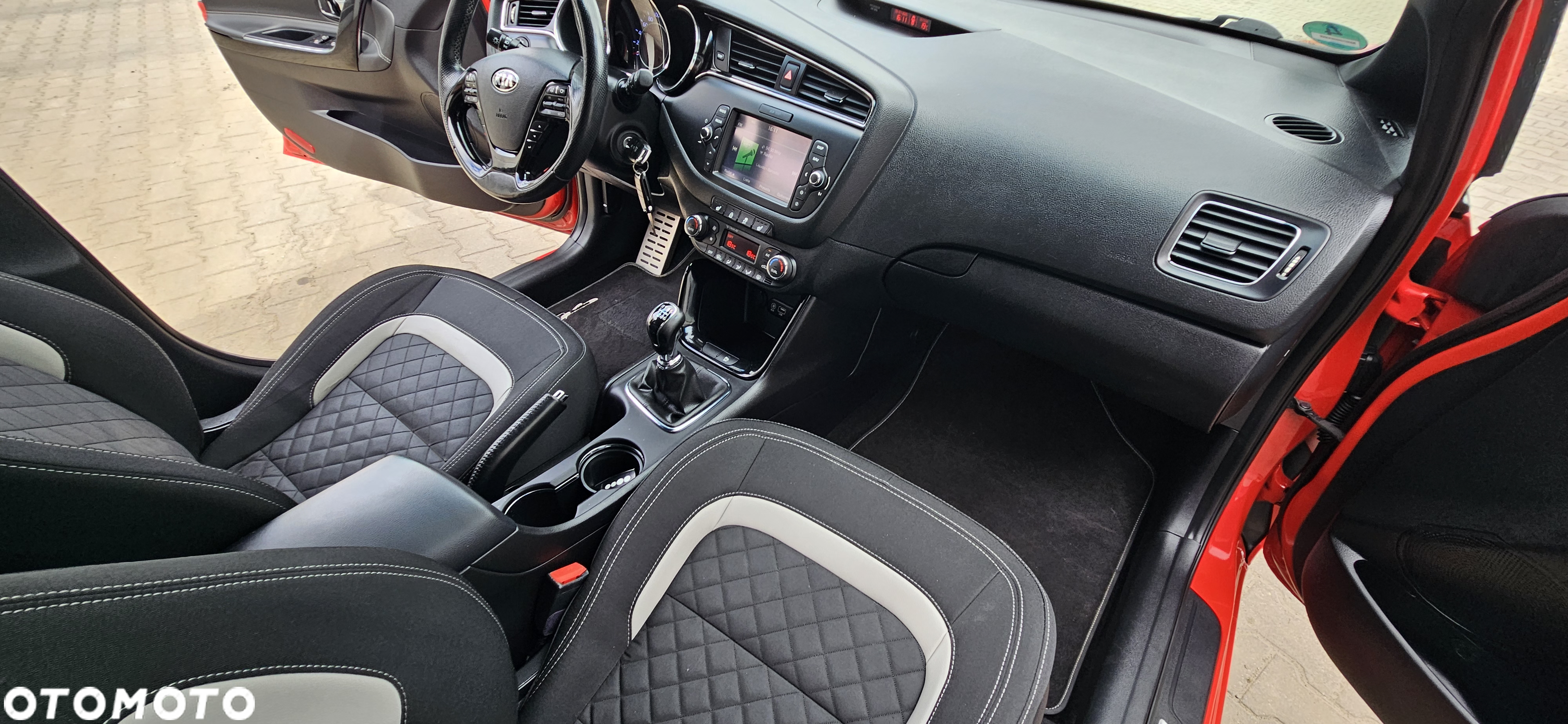 Kia Ceed 1.0 T-GDI GT-Line - 26