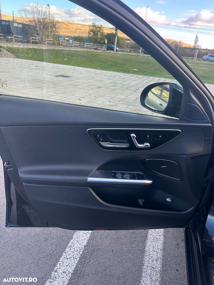 Mercedes-Benz C - 9