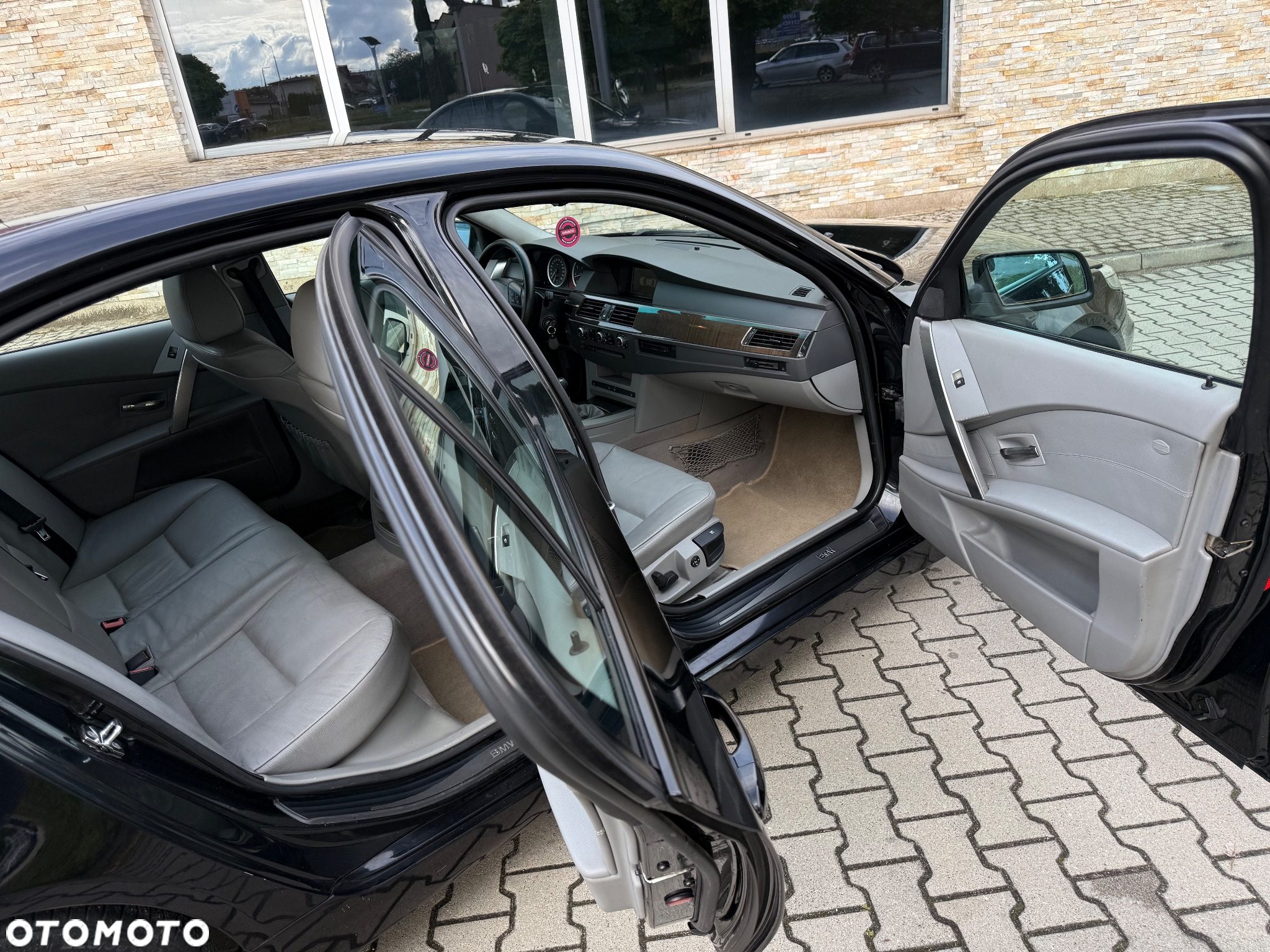 BMW Seria 5 - 34