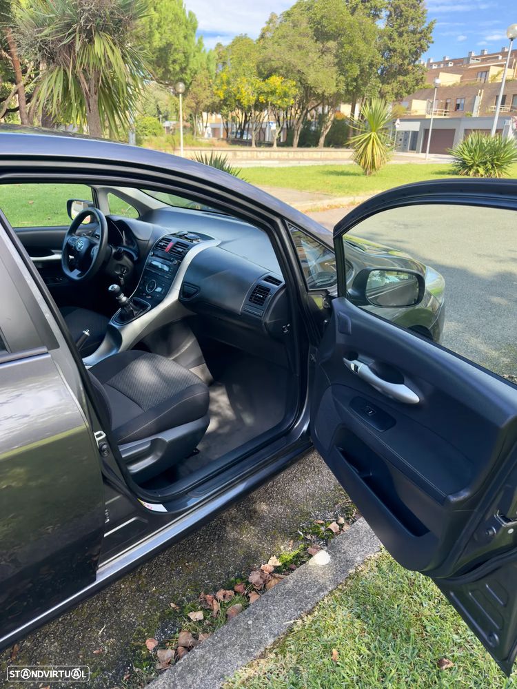 Toyota Auris 1.4 D-4D ACtive+VSC 110g - 41