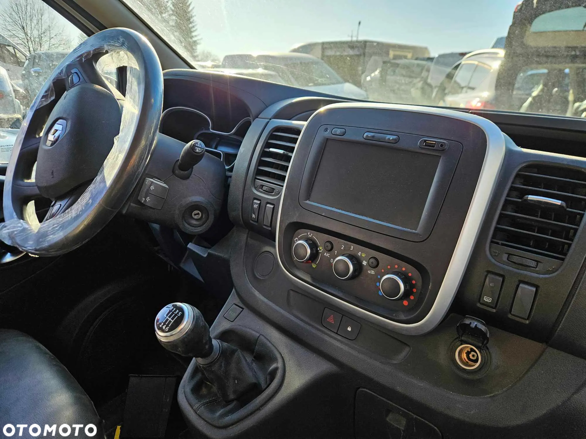 Renault TRAFIC  L1H1 2.0 DCI 150kM - 7