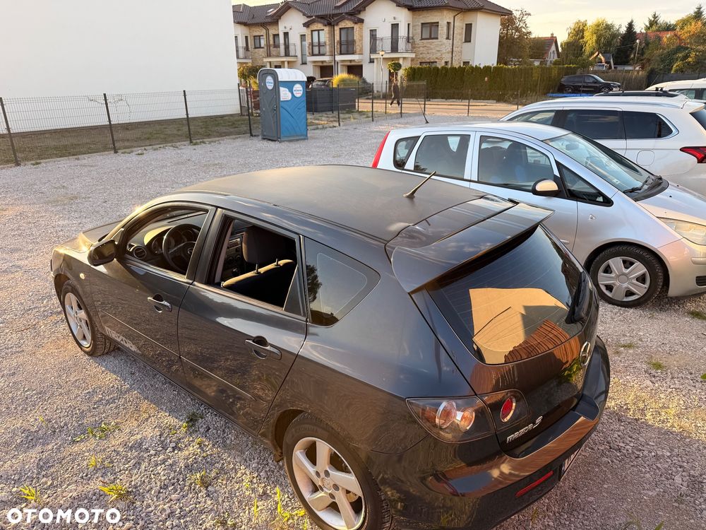 Mazda 3 1.6 CD Active + - 4
